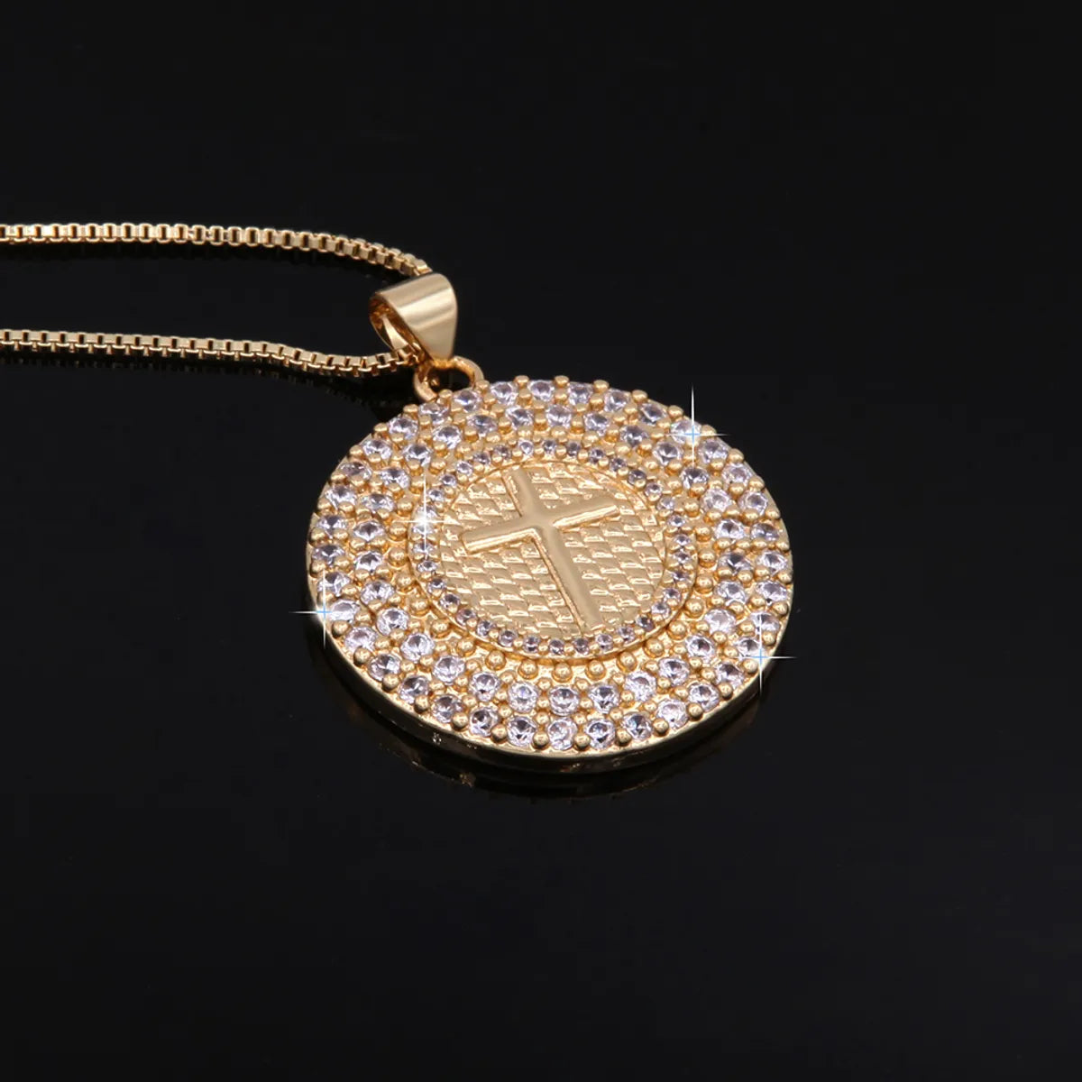 Hip-hop Shiny Cross Round Copper Polishing Plating Inlay Zircon 18k Gold Plated Unisex Pendant Necklace Sweater Chain Necklace