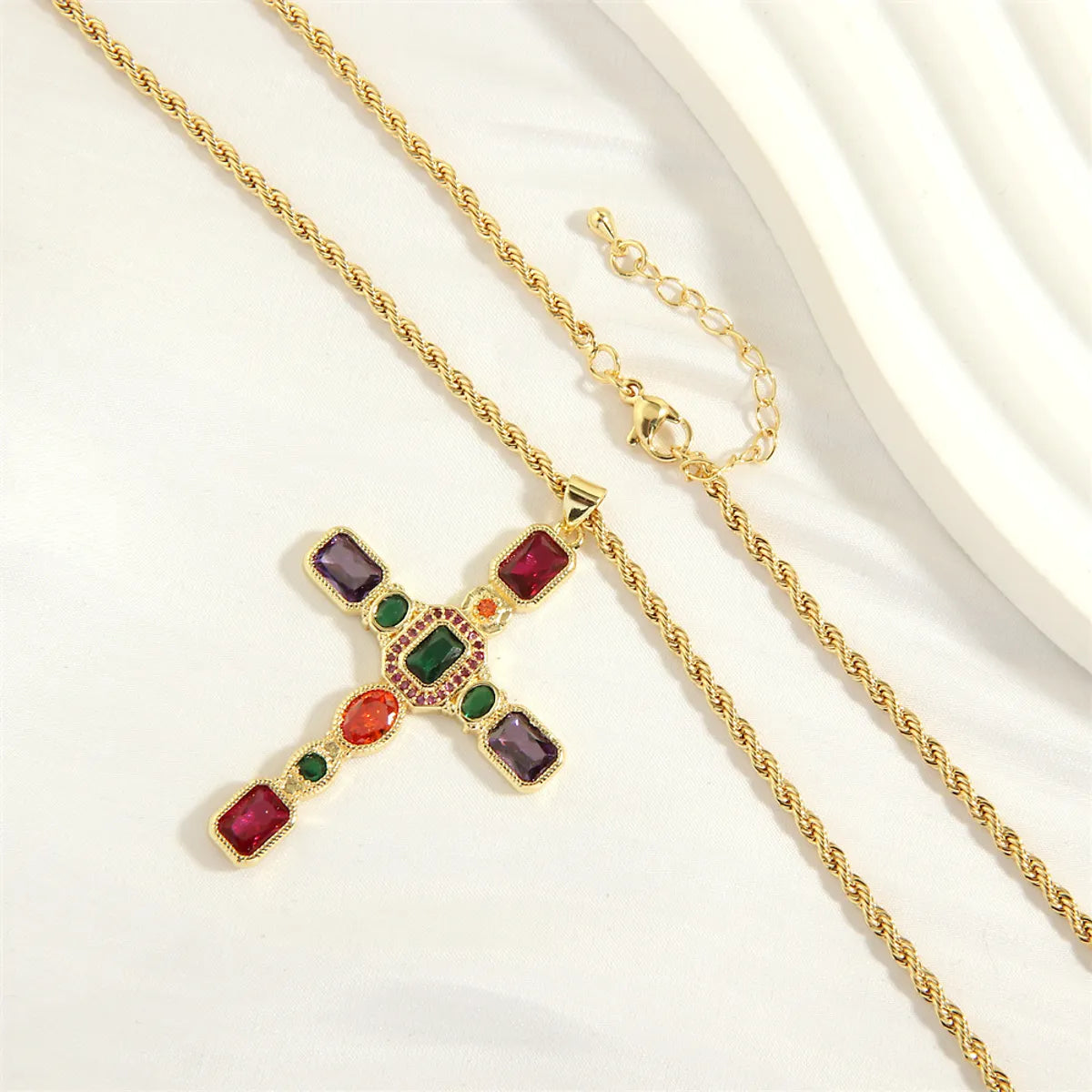 Hip-hop Simple Style Cross Copper 18k Gold Plated Zircon Pendant Necklace In Bulk