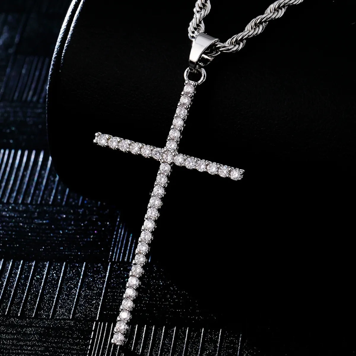 Hip-Hop Simple Style Cross 304 Stainless Steel Copper Plating Inlay Zircon K Gold Plated Rhodium Plated Men'S Pendant Necklace