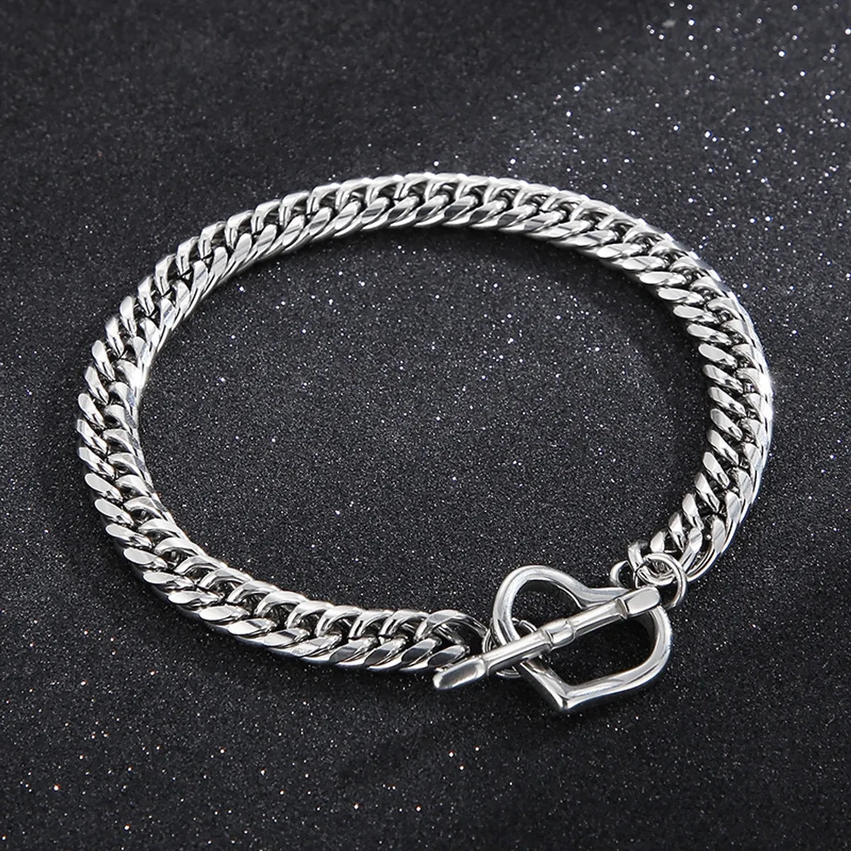 Hip-Hop Simple Style Heart Shape Solid Color Stainless Steel Unisex Bracelets