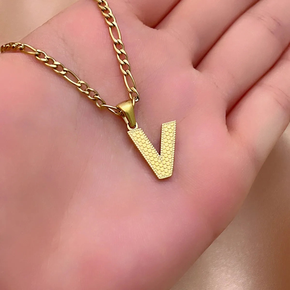 Hip-hop Simple Style Roman Style Letter Titanium Steel Polishing Plating Gold Plated Pendant Necklace