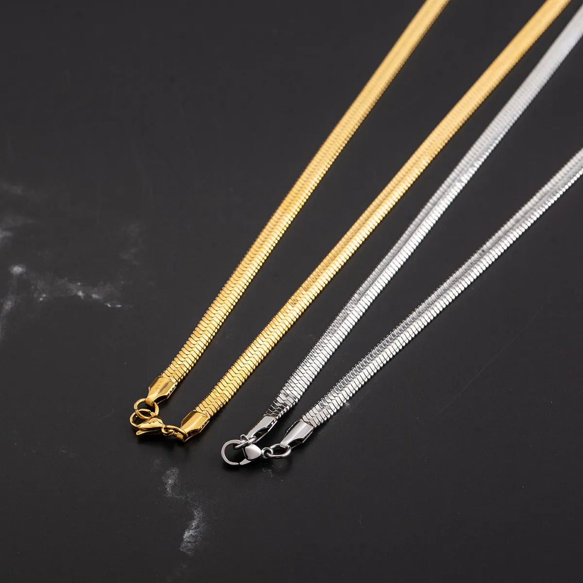 Hip-hop Simple Style Solid Color Stainless Steel Polishing Plating 18k Gold Plated Necklace