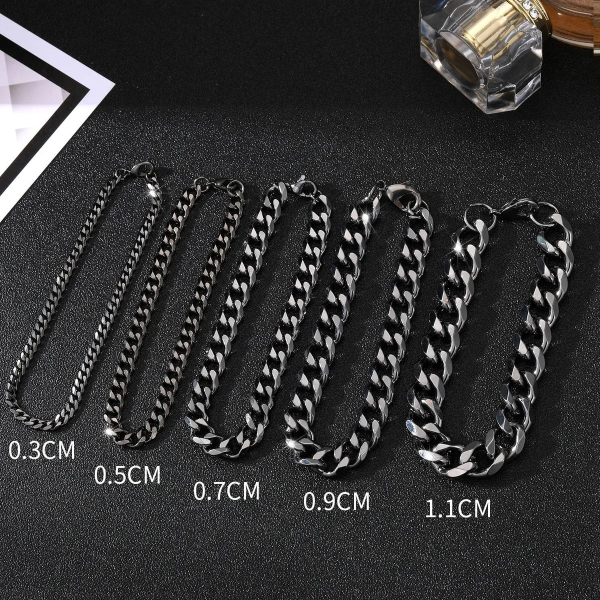 Hip-Hop Solid Color 304 Stainless Steel Men'S Bracelets