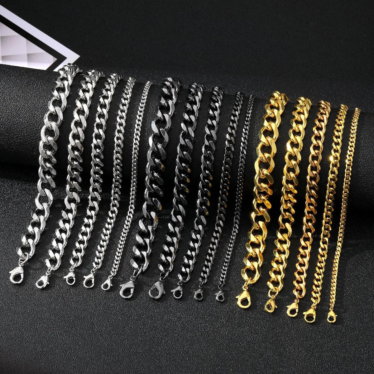 Hip-Hop Solid Color 304 Stainless Steel Men'S Bracelets