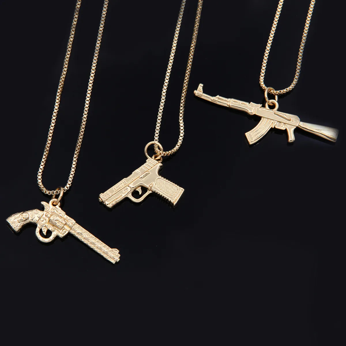 Hip-hop Solid Color Cool Style Pistol Copper 18k Gold Plated Pendant Necklace In Bulk