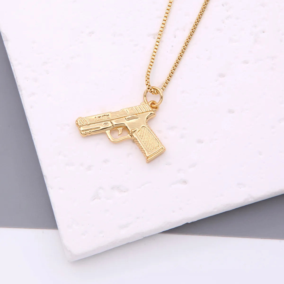 Hip-hop Solid Color Cool Style Pistol Copper 18k Gold Plated Pendant Necklace In Bulk