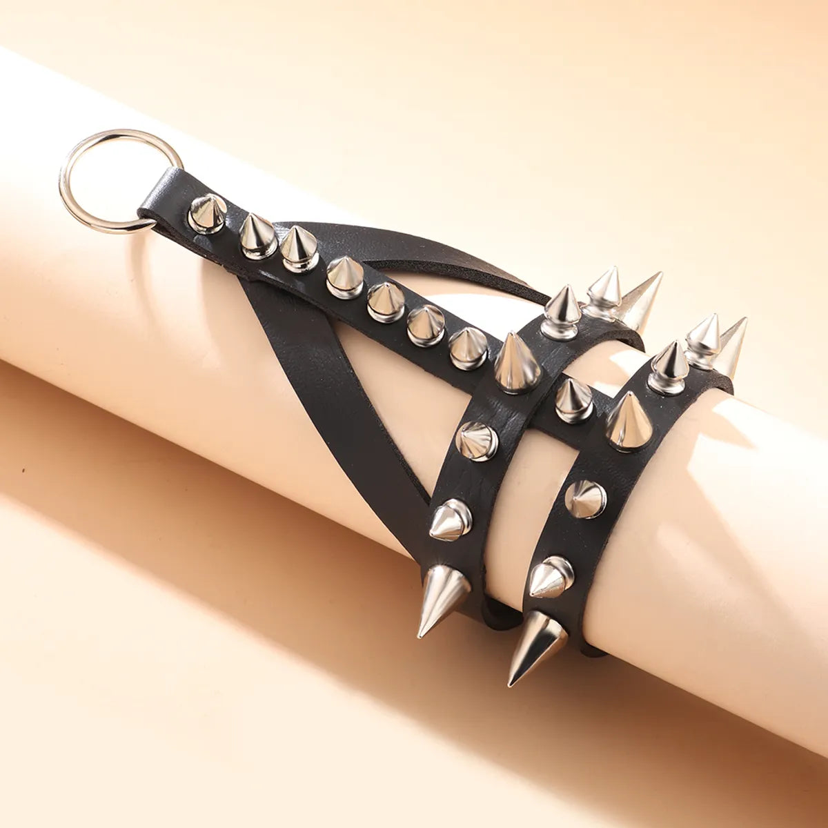 Hip-hop Solid Color Pu Leather Alloy  Women's Bracelets