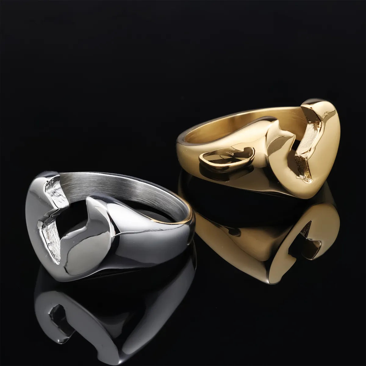 Hip-Hop Streetwear Heart Shape 304 Stainless Steel Carving Men'S Rings