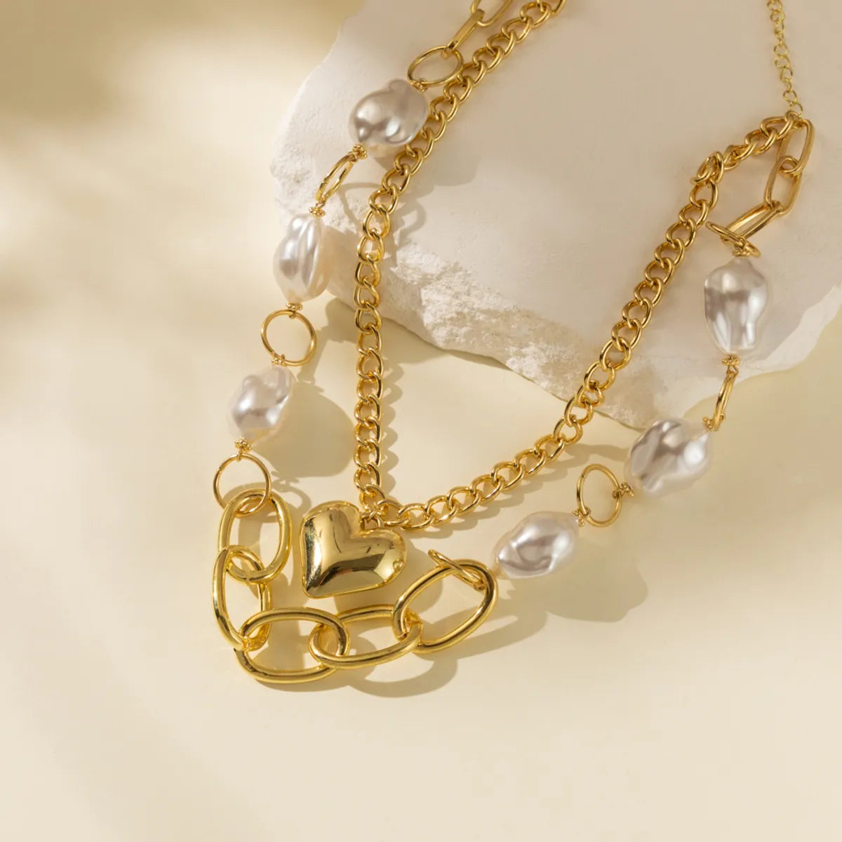 Hip-hop Sweet Heart Shape Imitation Pearl Layered Plating Women's Layered Necklaces