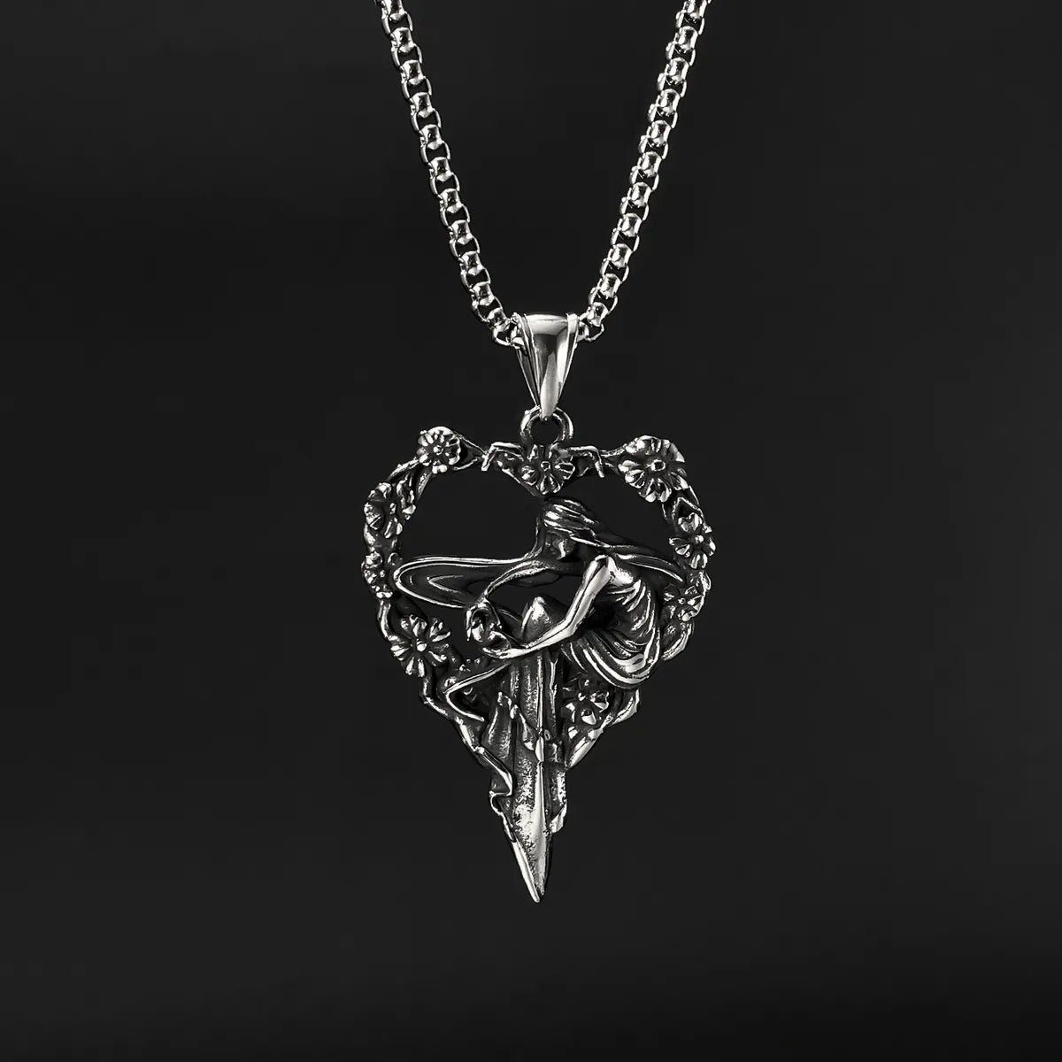 Hip-Hop Vintage Style Human Heart Shape 304 Stainless Steel Men'S Pendant Necklace Necklace Pendant