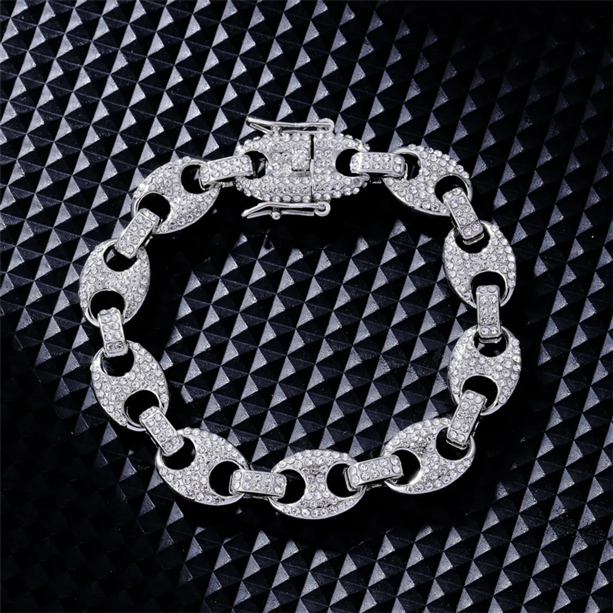 Hip-hop Vintage Style Solid Color Alloy Plating Inlay Rhinestones 18k Gold Plated Silver Plated Men's Bracelets