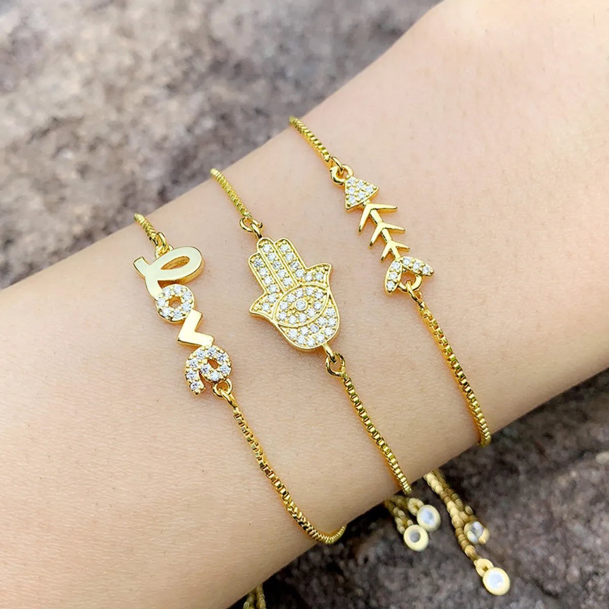 Hot-Sale Fashion New Micro-Set Zircon Crystal Pull Bracelet Female Letter Love Bracelet Personality  Copper Bracelet  Nihaojewelry Wholesale