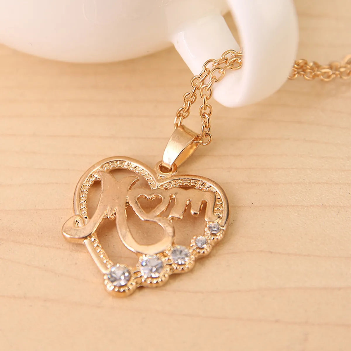 Hot Selling Fashion Trends New Mother's Day Mom Mother Love Hollow Necklace Wholesale Gooddiy