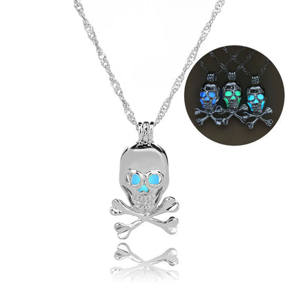 Hot-selling Luminous Openable Skull Pendant Halloween Luminous Necklace Wholesale Gooddiy