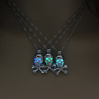 Hot-selling Luminous Openable Skull Pendant Halloween Luminous Necklace Wholesale Gooddiy