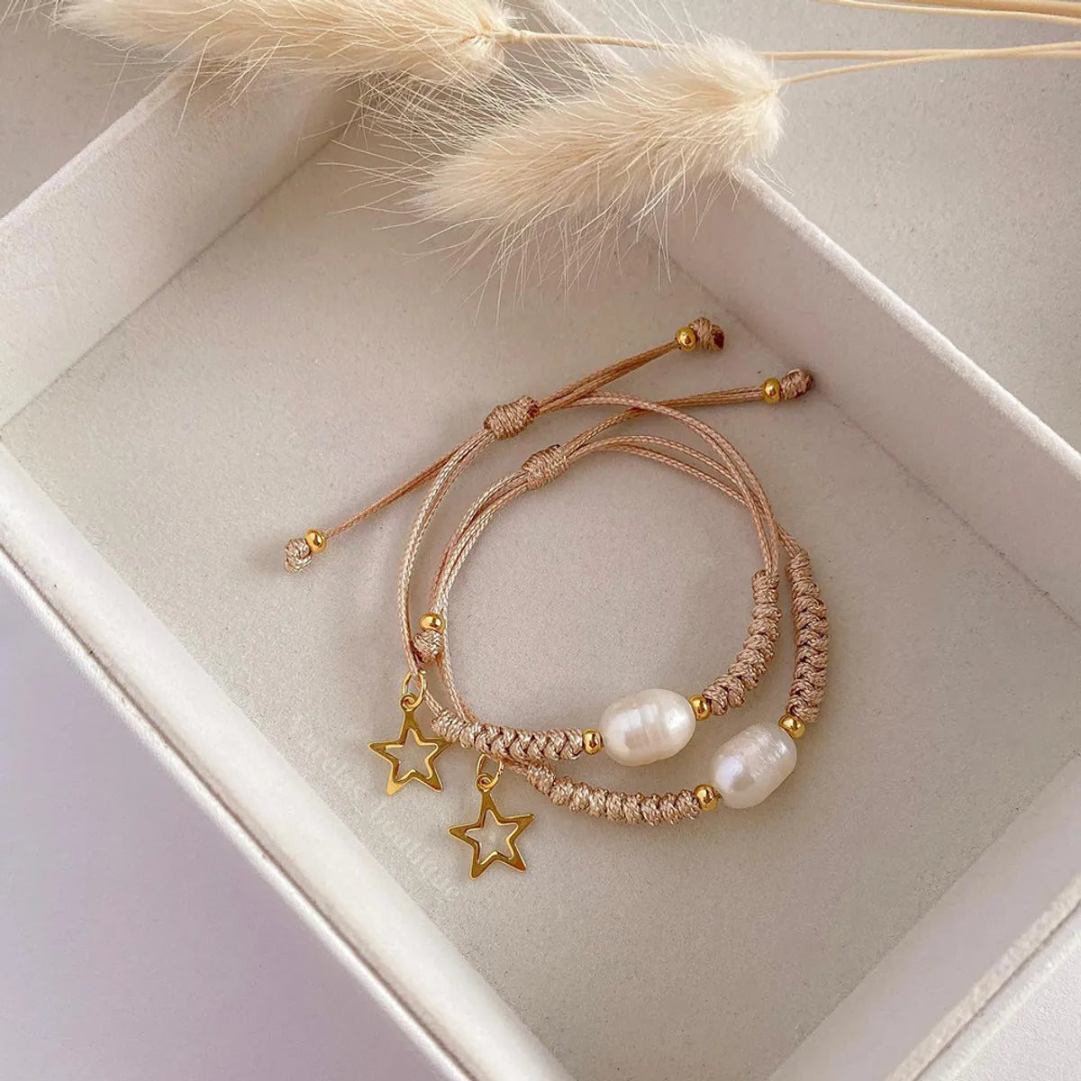 Ig Style Bohemian Star Freshwater Pearl Wax Rope Plating 18k Gold Plated Women'S Bracelets