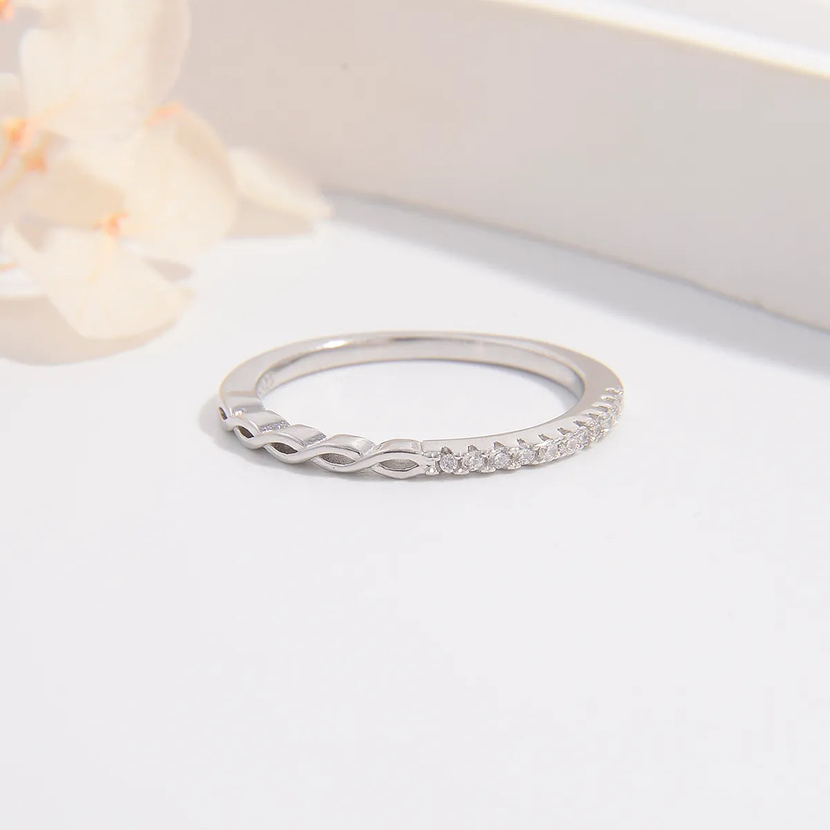 Ig Style Cute Sweet Twist Sterling Silver Plating Hollow Out Inlay Zircon White Gold Plated Rhodium Plated Rings