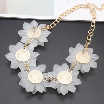 Ig Style Exaggerated Flower Alloy Crystal Pearl Three-dimensional Women's Necklace