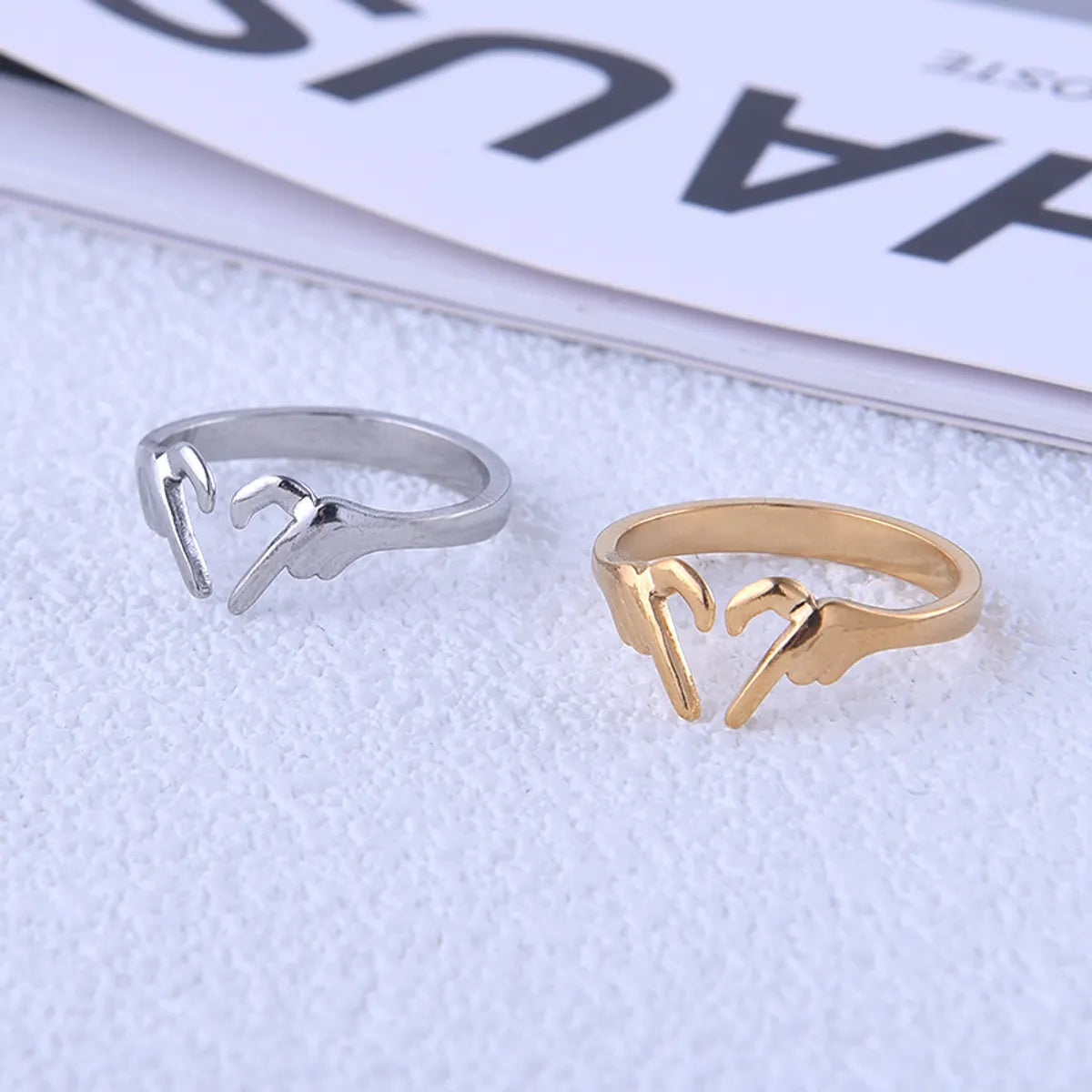 Ig Style Gesture Heart Shape Titanium Steel Plating Open Rings