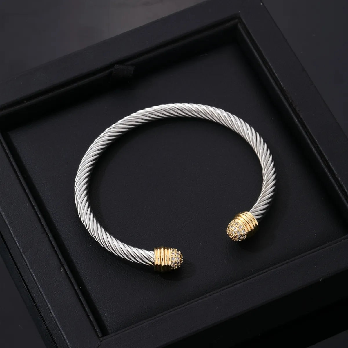 Ig Style Hip-hop C Shape Stainless Steel Titanium Steel Plating Inlay Pearl Zircon Bangle