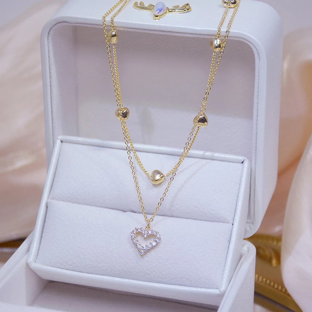 Ig Style Korean Style Heart Shape Gold Plated Rhinestones Alloy Iron Wholesale Layered Necklaces