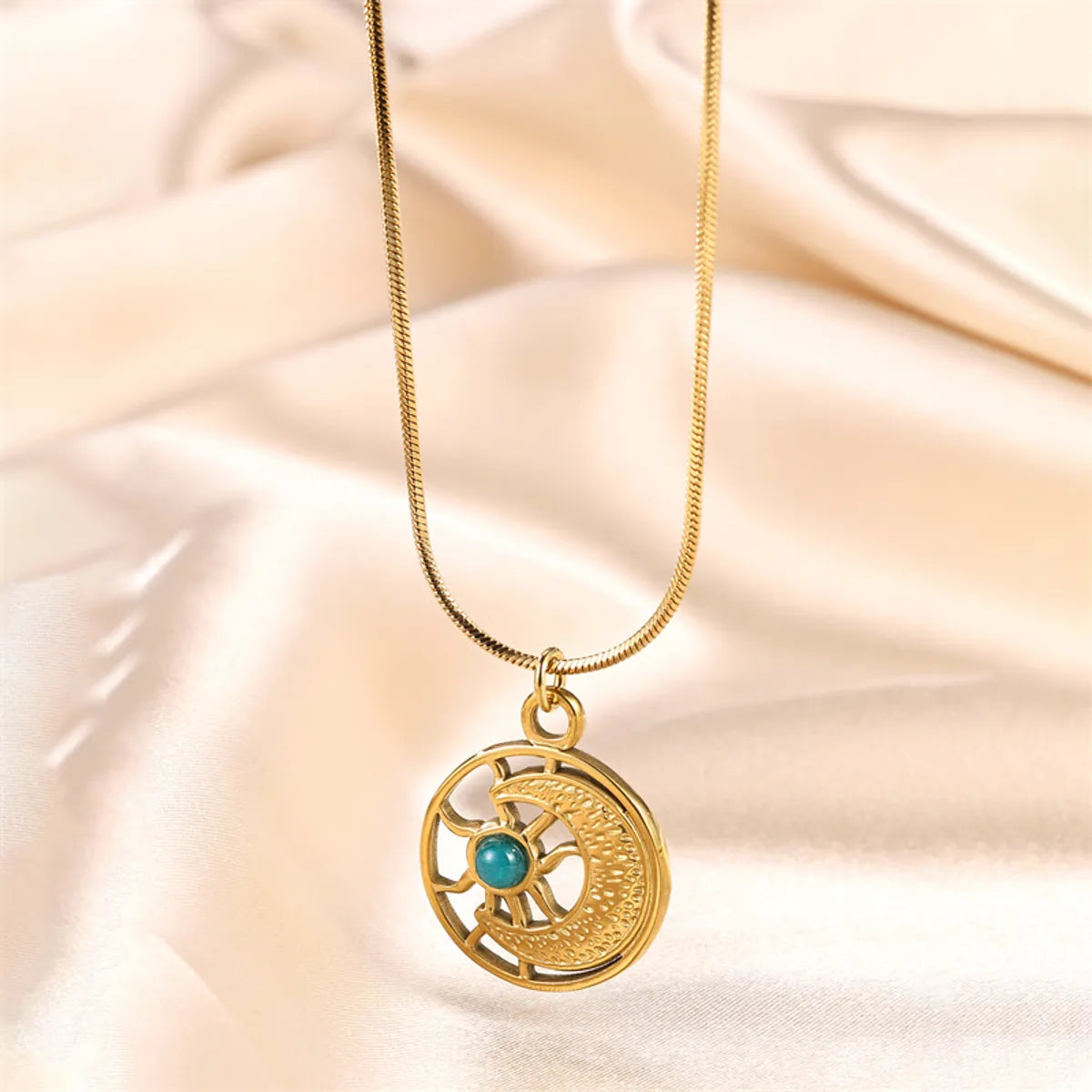 Ig Style Moon Stainless Steel Zircon 18k Gold Plated Pendant Necklace