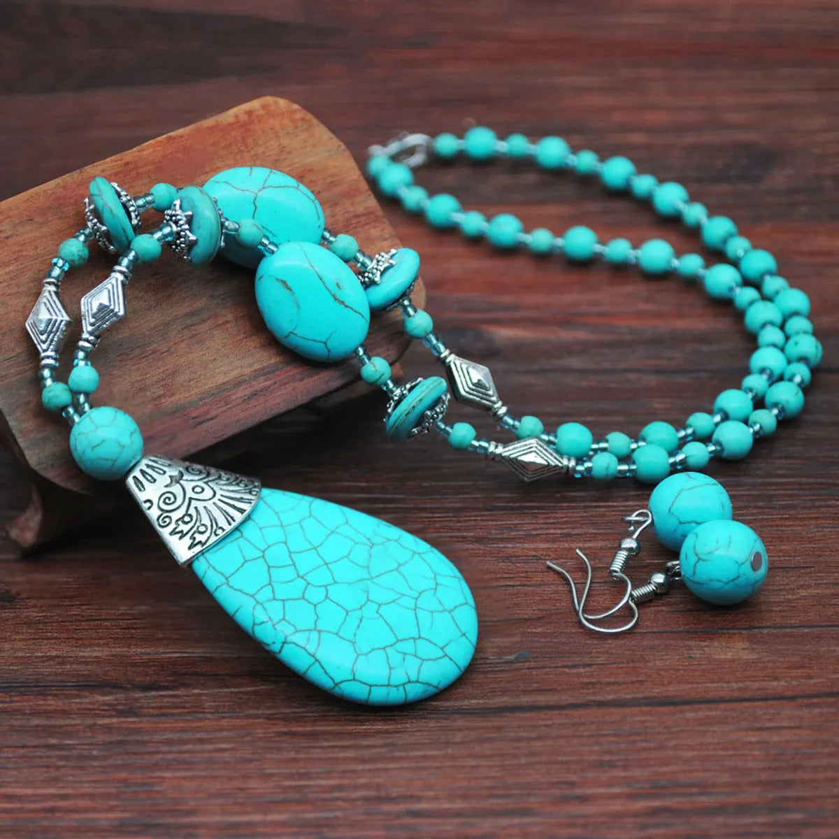 IG Style Retro Geometric Turquoise Beaded Handmade Inlay Turquoise Women'S Earrings Necklace