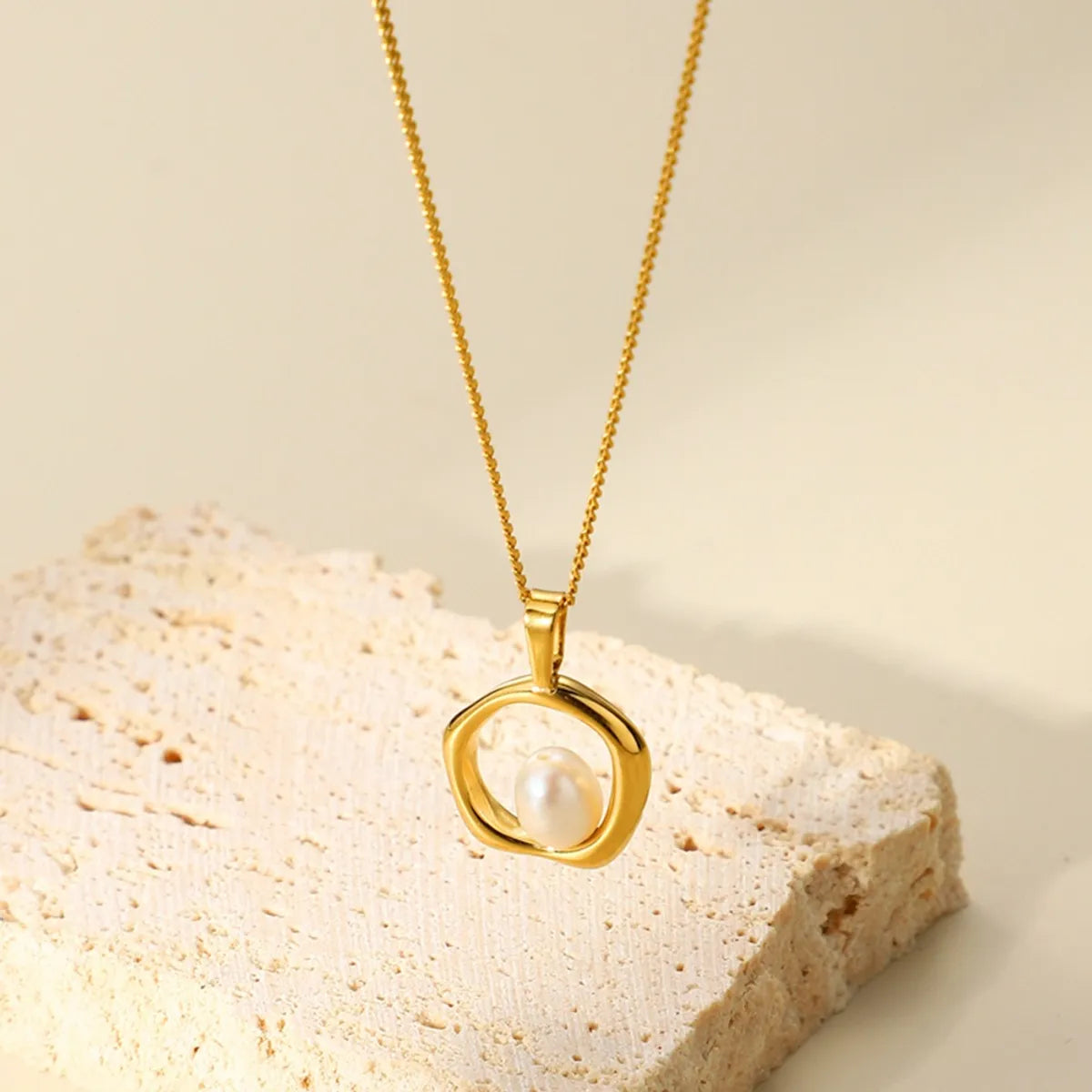 Ig Style Round Stainless Steel Freshwater Pearl Plating 18k Gold Plated Pendant Necklace