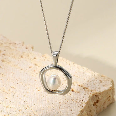 Ig Style Round Stainless Steel Freshwater Pearl Plating 18k Gold Plated Pendant Necklace