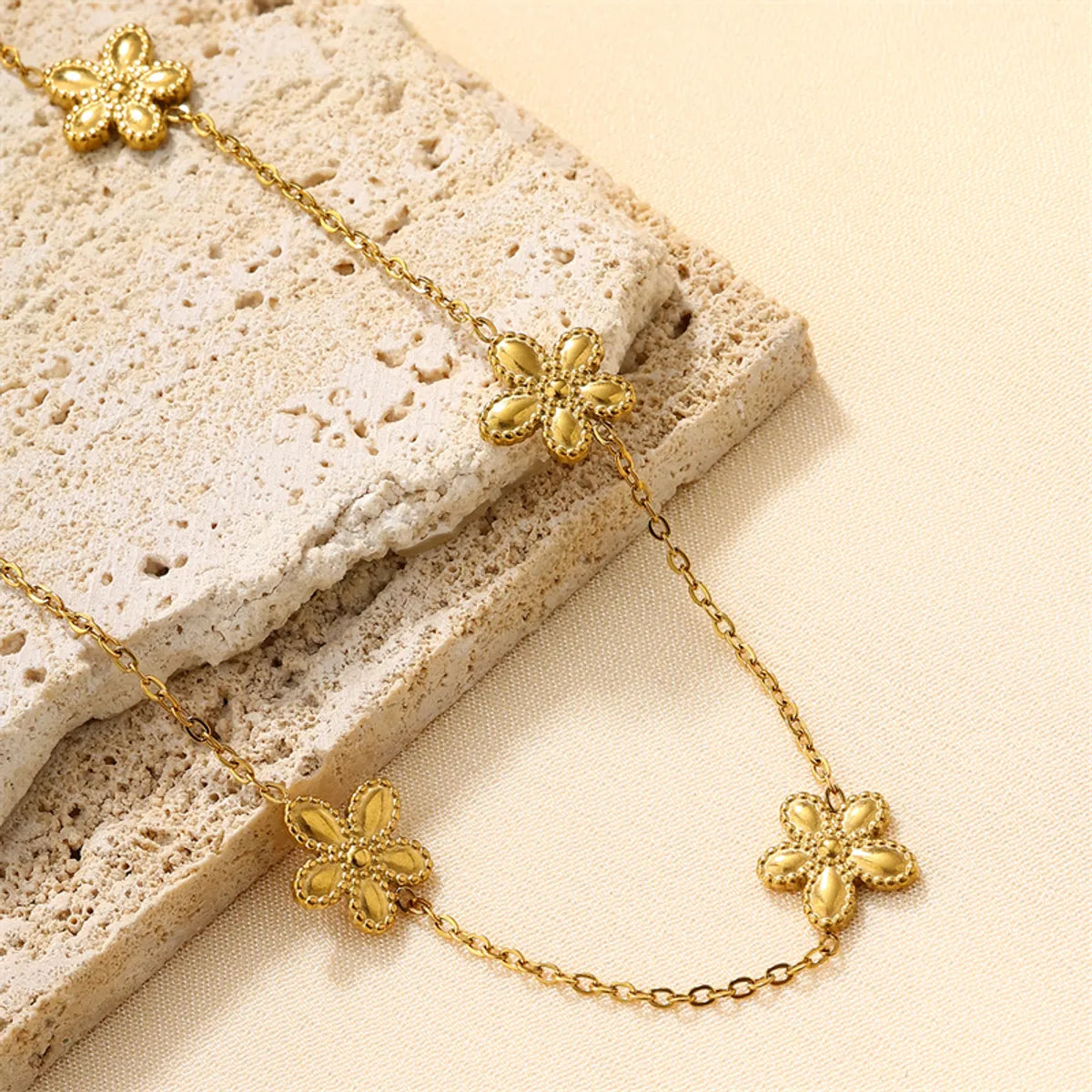 Ig Style Simple Style Heart Shape Flower Stainless Steel Plating Inlay Zircon 18k Gold Plated Necklace