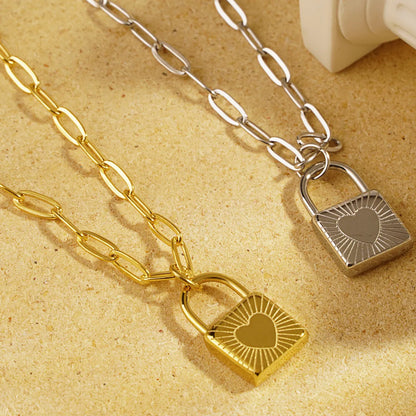 Ig Style Simple Style Lock Stainless Steel Plating 18k Gold Plated Pendant Necklace