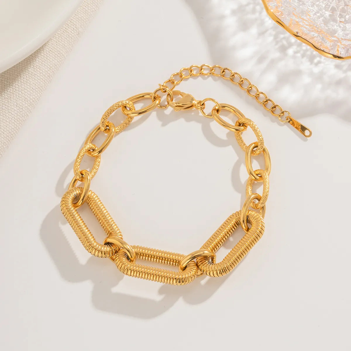 Ig Style Simple Style Solid Color Stainless Steel Plating 18k Gold Plated Bracelets