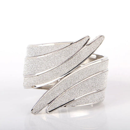 Ig Style Simple Style Solid Color Wings Alloy Metal Inlay Rhinestones Women's Bangle