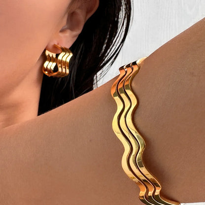 Wholesale Ig Style Simple Style Waves Stainless Steel 18k Gold Plated Bracelets Earrings