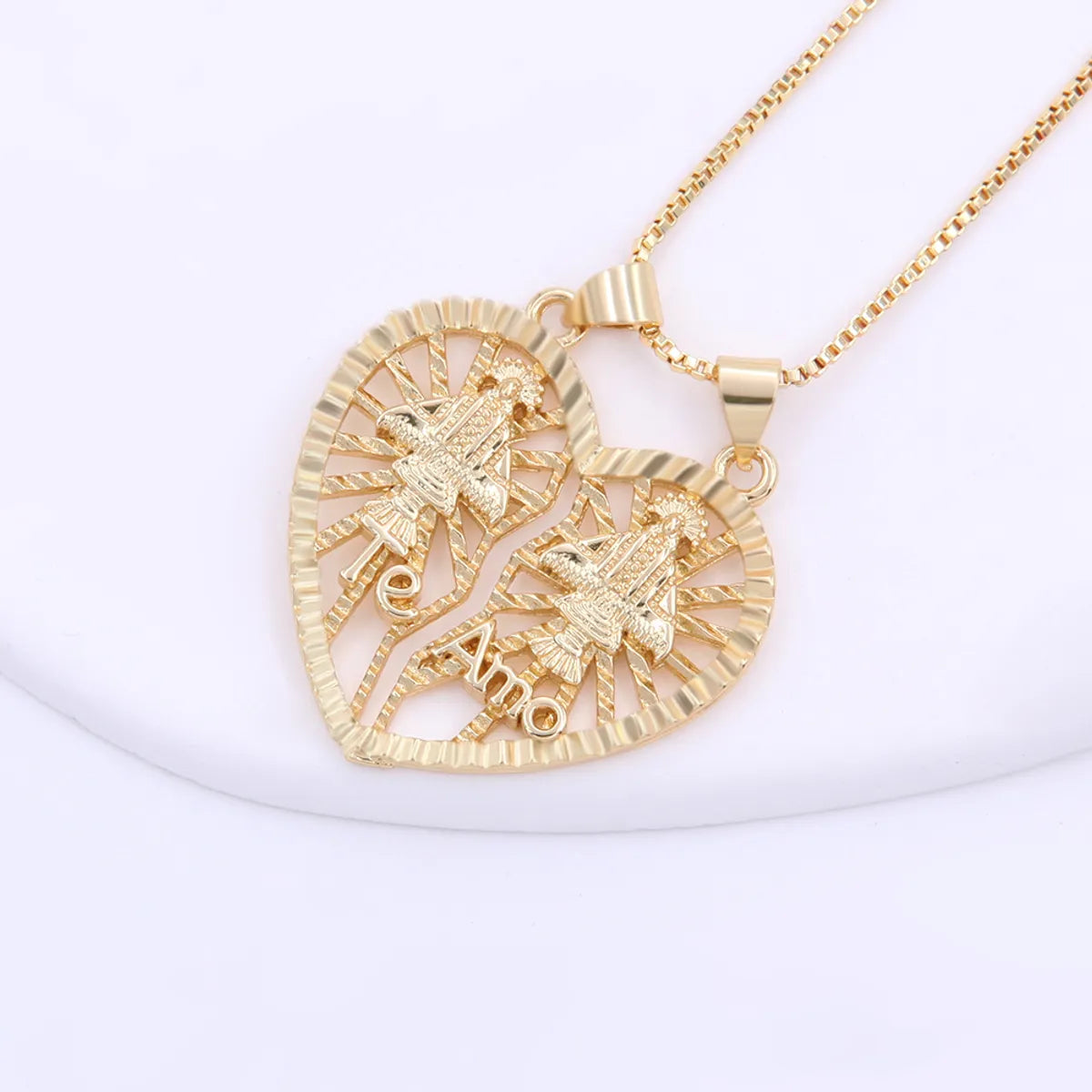 Ig Style Streetwear Cross Virgin Mary Heart Shape Copper Indentation Polishing Plating 18k Gold Plated Pendant Necklace