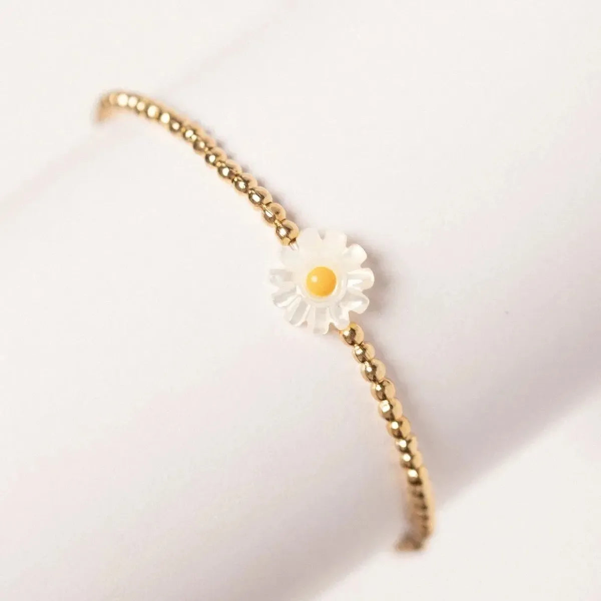 Ig Style Sweet Daisy Shell Copper Beaded Knitting Plating 18k Gold Plated Women'S Bracelets