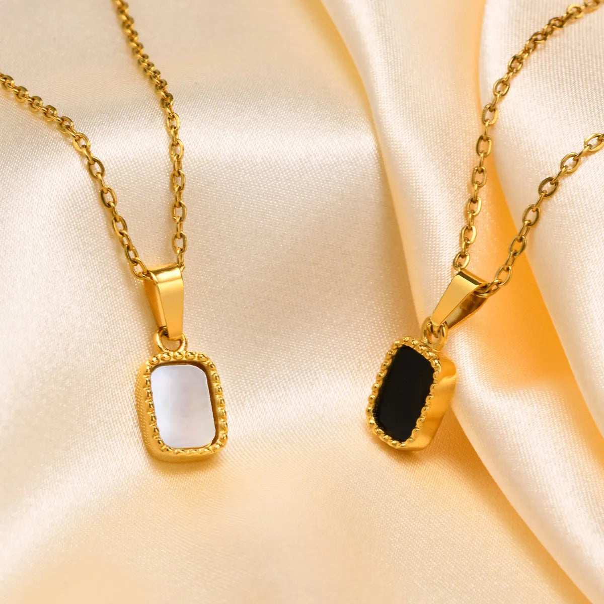 Ig Style Vacation Simple Style Solid Color Stainless Steel Plating Agate Shell 18k Gold Plated Pendant Necklace