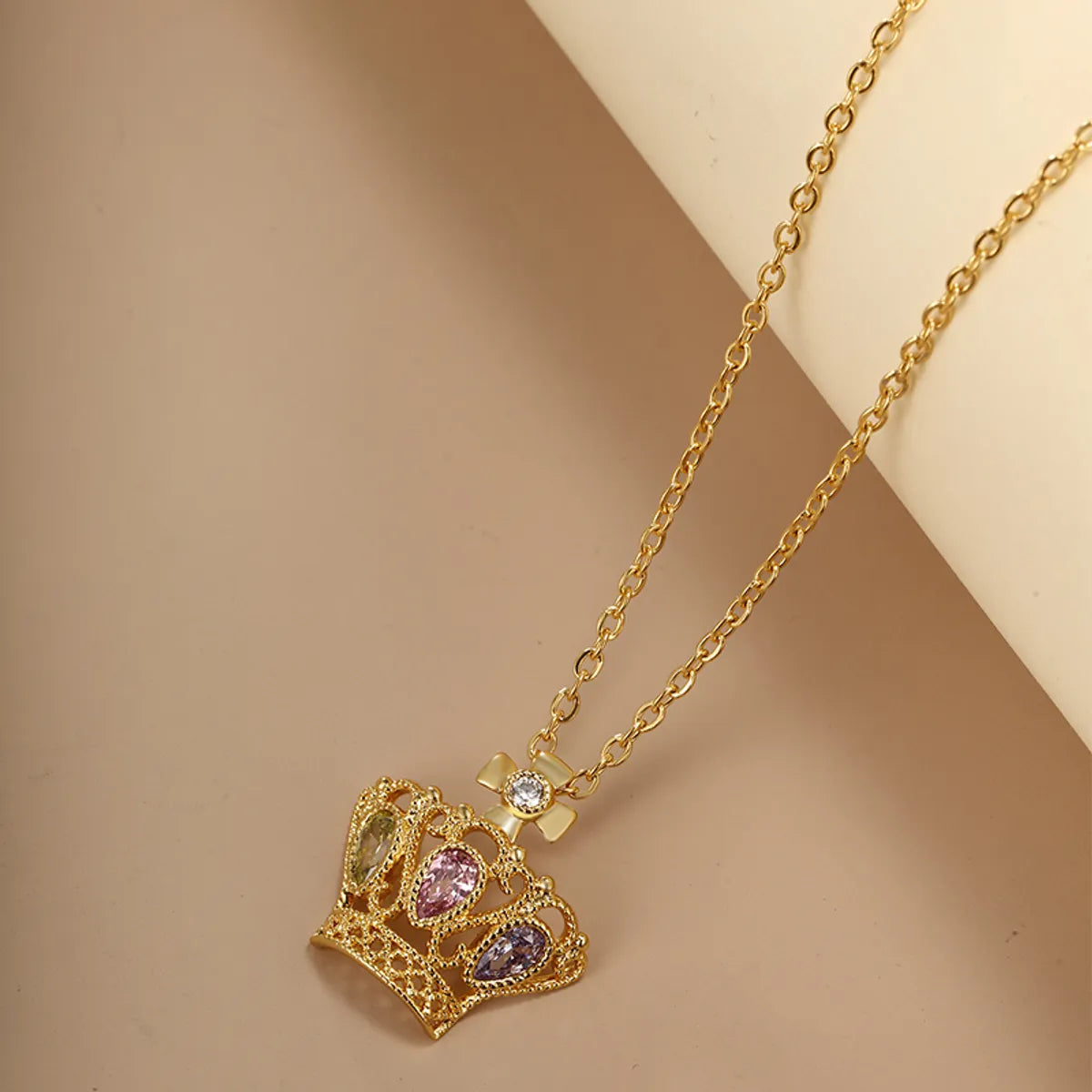 Ig Style Xuping Sun Crown Butterfly Copper Alloy Plating Hollow Out Inlay Artificial Diamond 14k Gold Plated 24k Gold Plated Women's Pendant Necklace