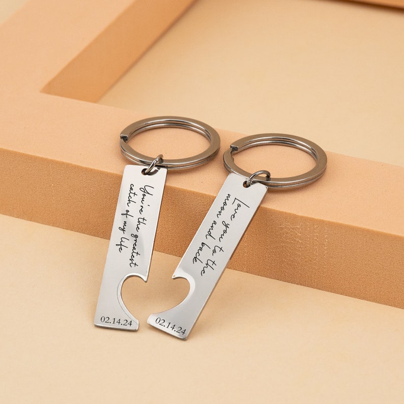 Custom Engraved Heart Couple Keychain Set, Gift For Boyfriend Girlfriend, Anniversary Gifts, Matching Keyring, Valentine's Day Gifts