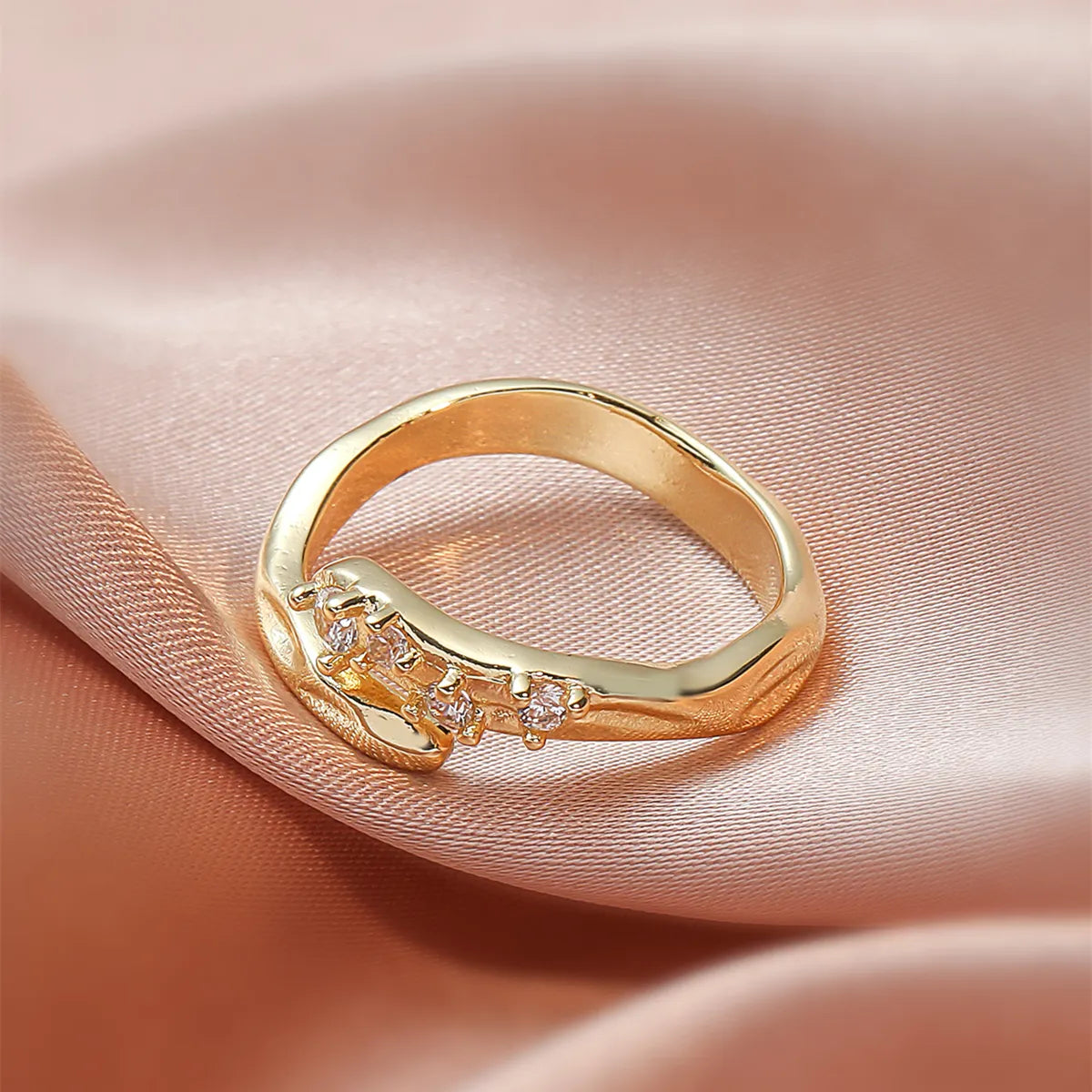 Ins Style Casual Human Oval Copper Plating 18k Gold Plated Open Ring