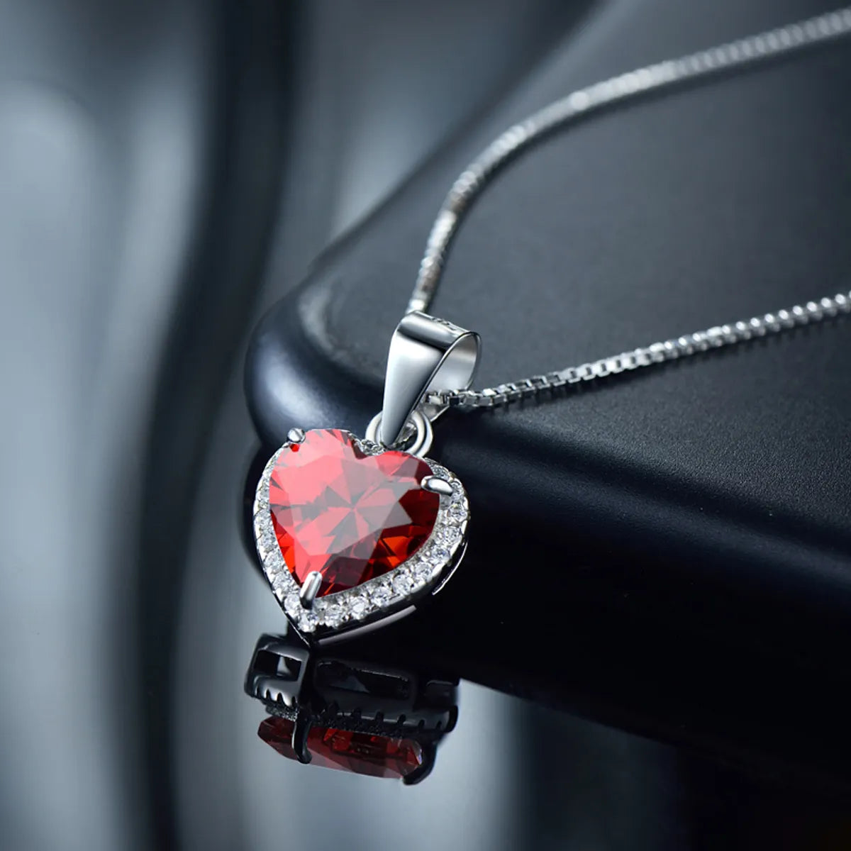 Ins Style Elegant Heart Shape Sterling Silver Plating Inlay Zircon Rhodium Plated Pendant Necklace