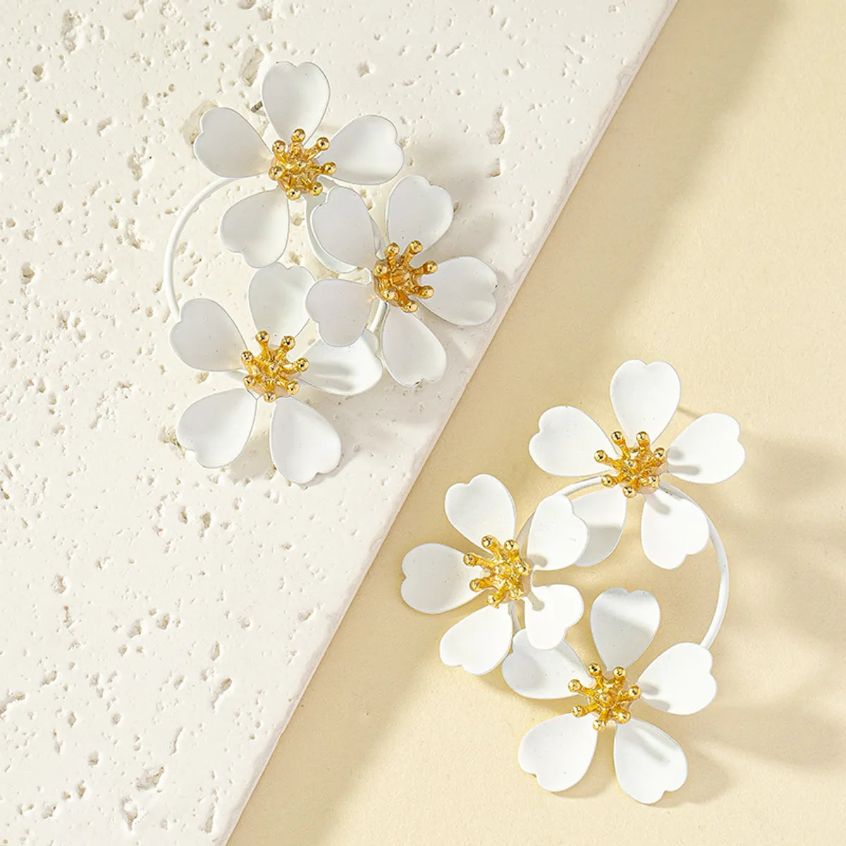 1 Pair Ins Style Nordic Style Flower Plating Alloy Ear Studs