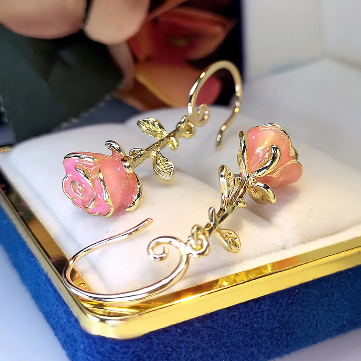 Ins Style Romantic Rose Metal Plating Gold Plated Women's Ear Hook