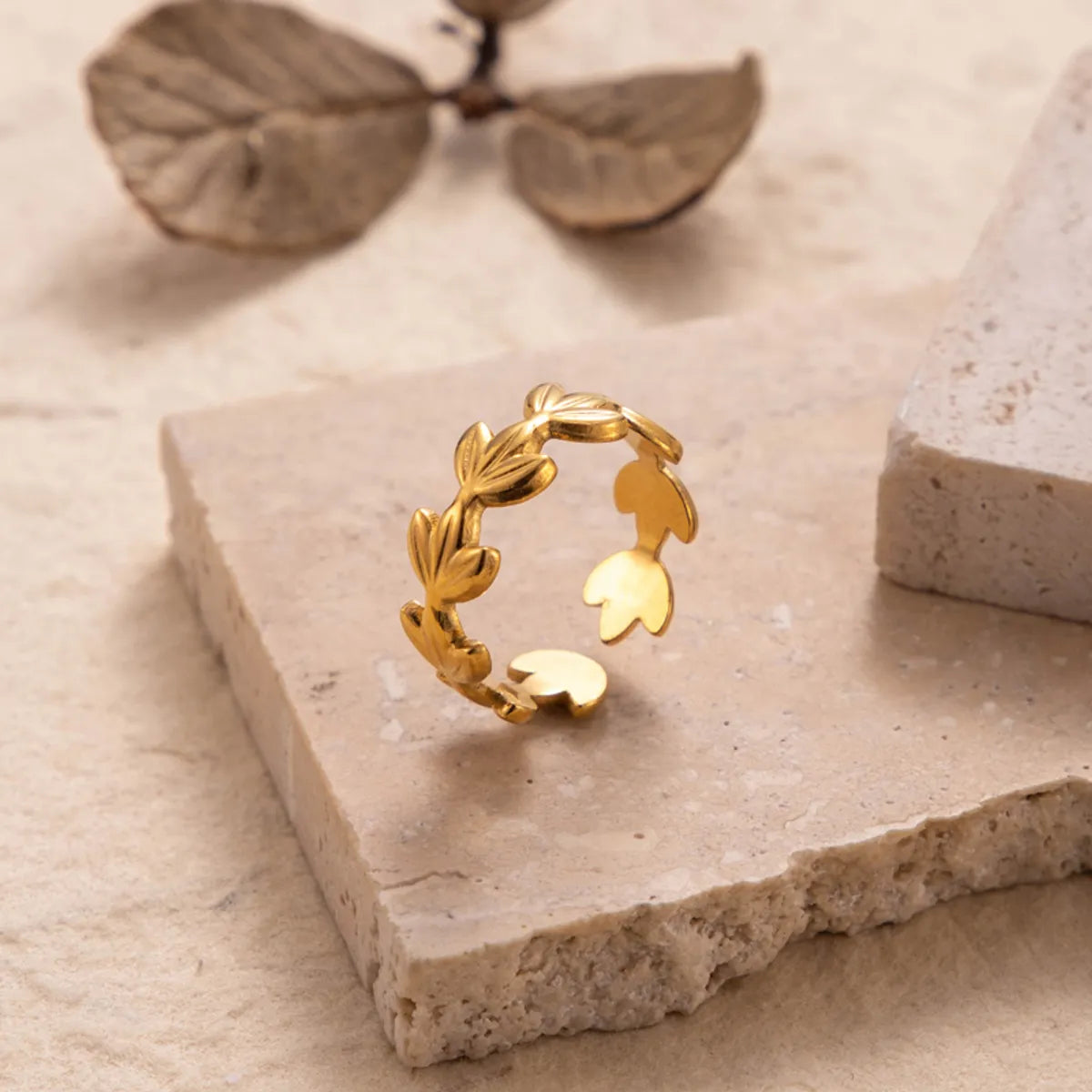 Ins Style Streetwear Leaf Flower Snake Stainless Steel Plating 18k Gold Plated Open Ring