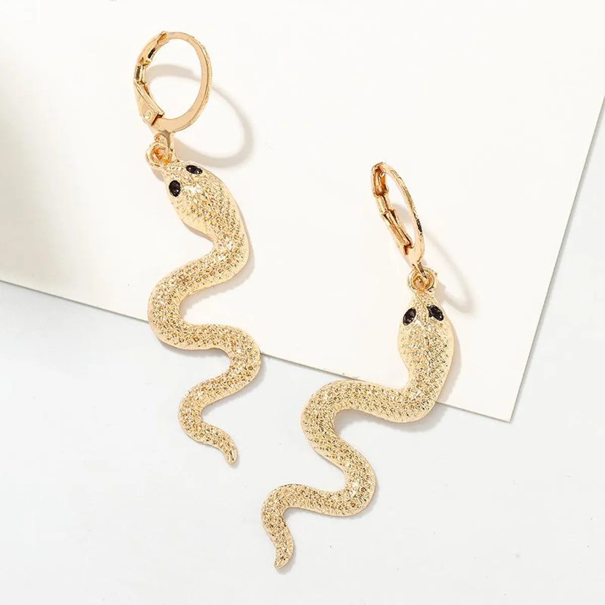 Jewelry Fashion Creative Snake Element Earrings Pop Punk Metal Snake Earrings