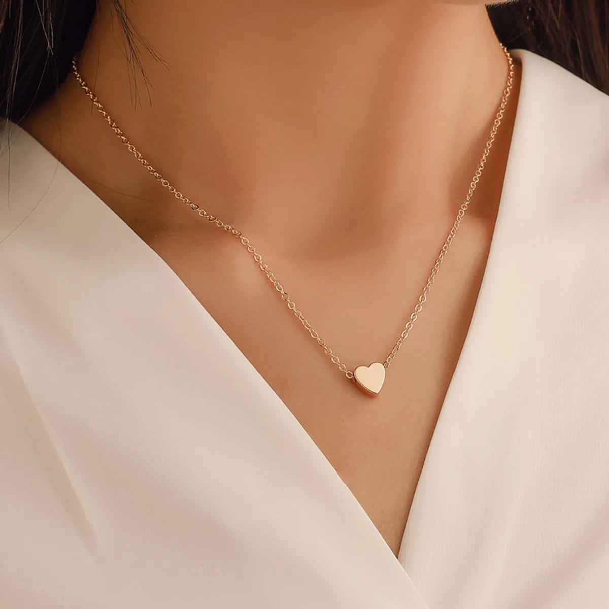 Korea Peach Heart Mini Love Glossy Three-dimensional Pendant Love Clavicle Chain For Women