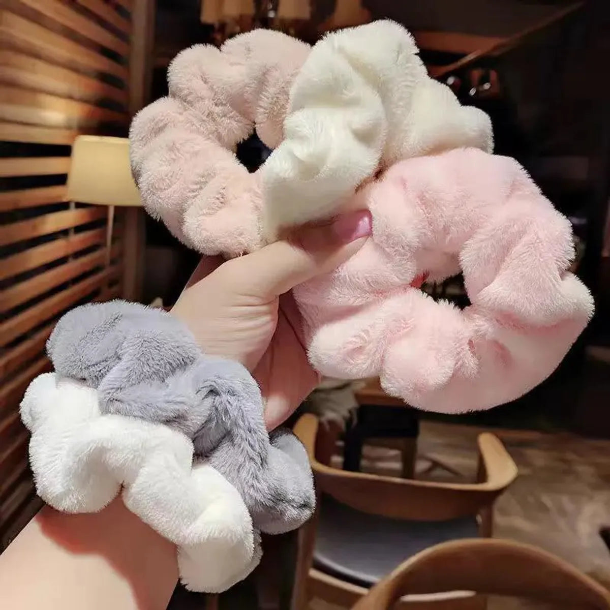 Korean Autumn And Winter Cute Imitation Rabbit Velvet Hair Ring Soft Warm Furry Hair Rope Large Intestine Ring Hair Rope Accessories Women