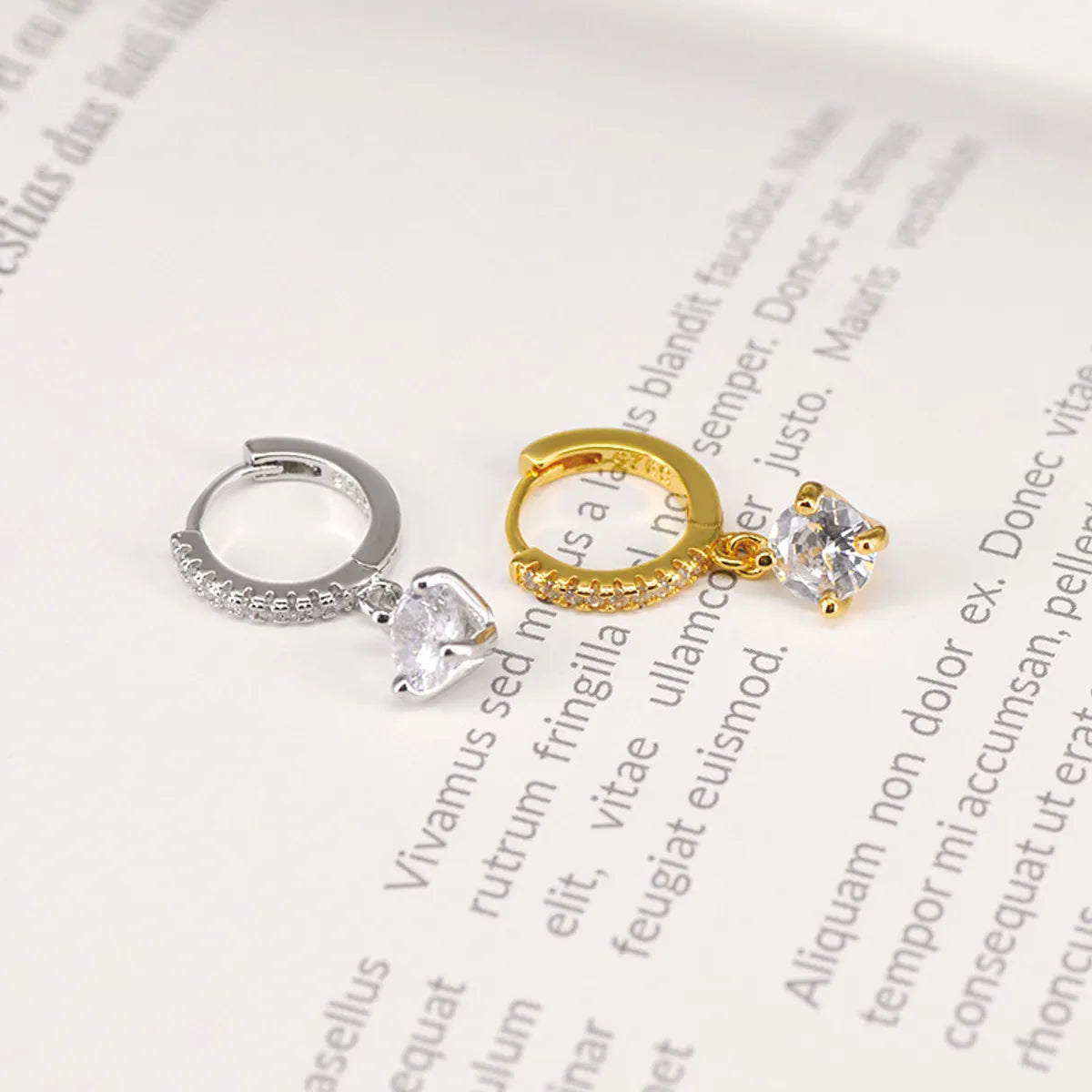 Korean Fashion Geometric Diamond Earrings Female Popular Simple Ear Buckle Wholesale