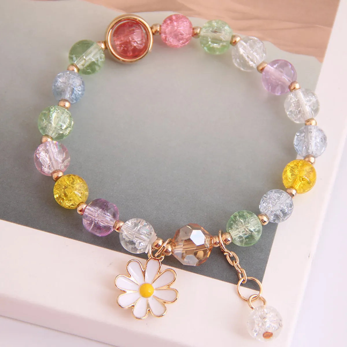 Korean Fashion Simple Small Daisy Pendant Crystal Beads  Bracelet Wholesale Nihaojewelry