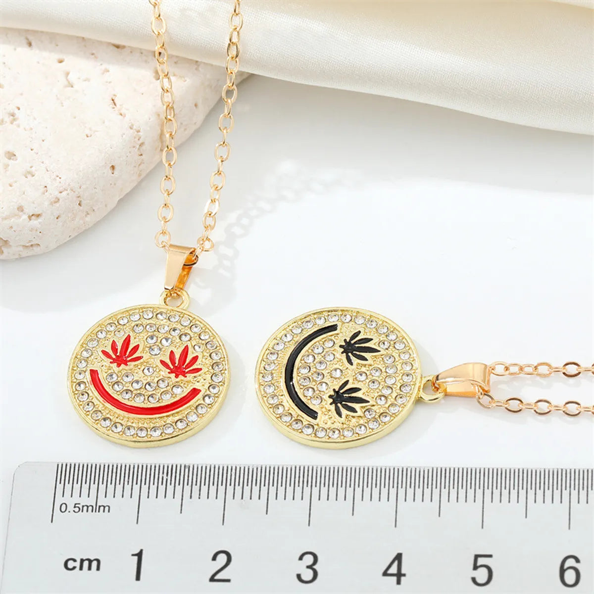 Korean Full Diamond Round Smiley Face Necklace Creative Maple Leaf Smiley Face Pendant